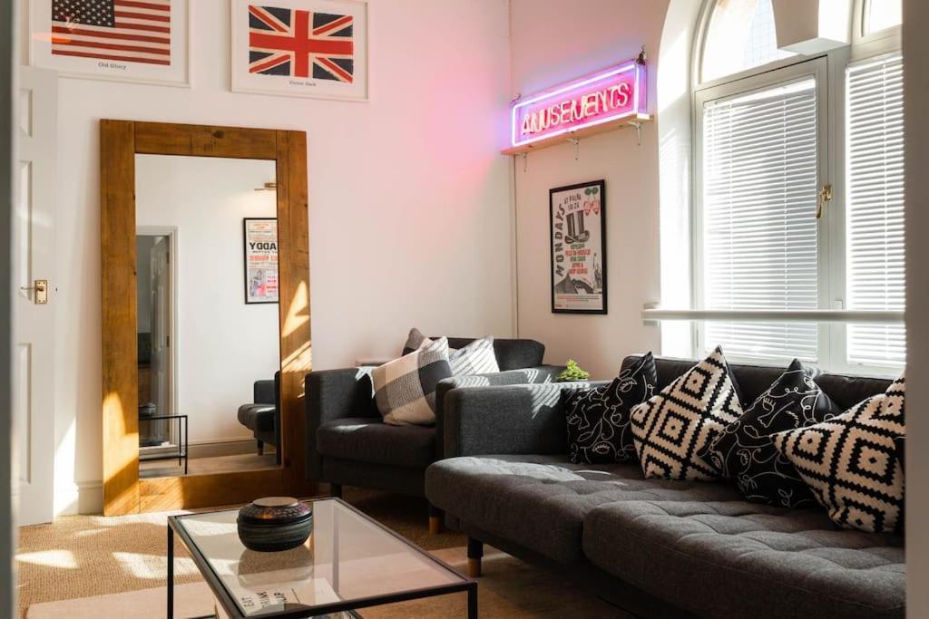 Church House Loft สการ์โบโรห์ ภายนอก รูปภาพ
